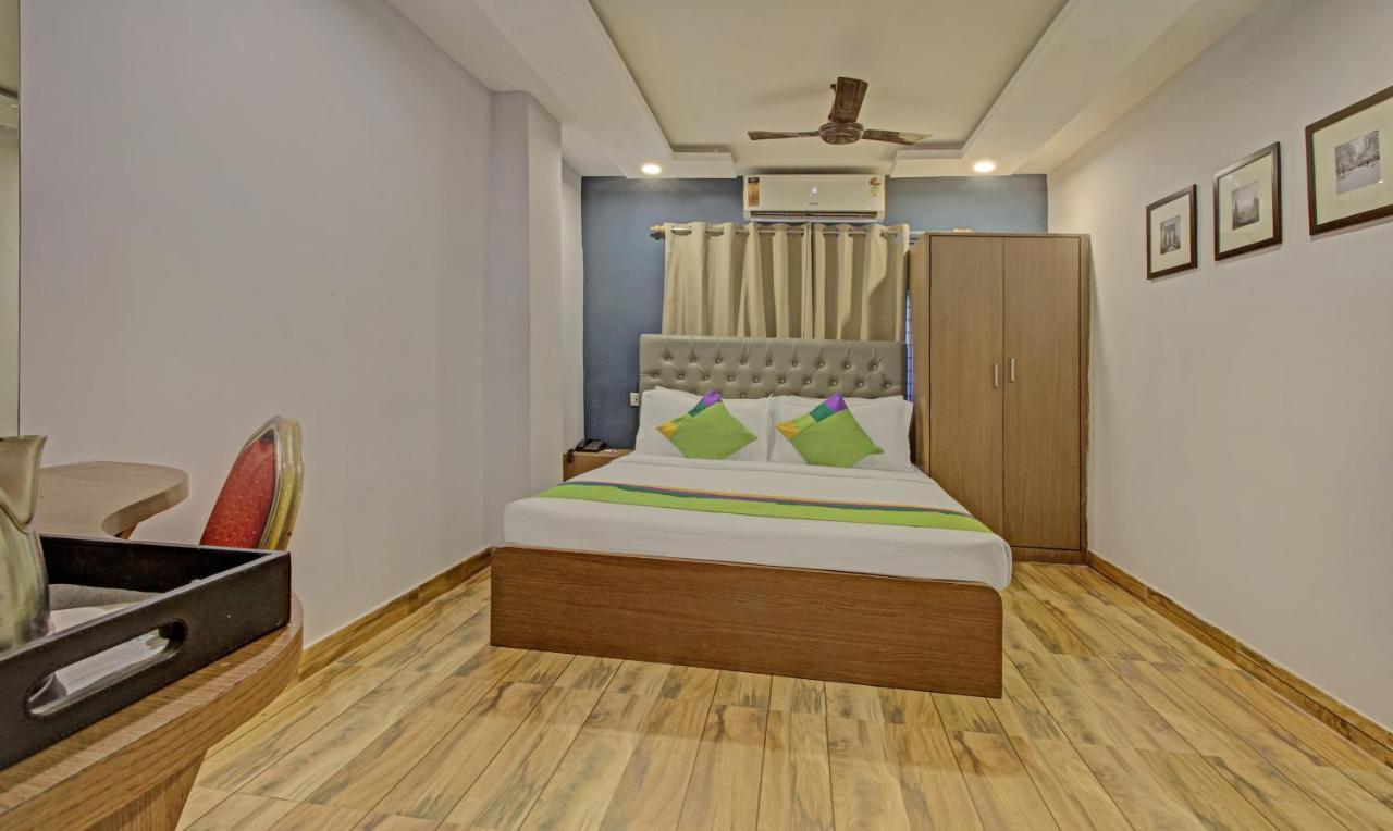 Hotel Royal Crowne Near Kolkata Airport Екстер'єр фото