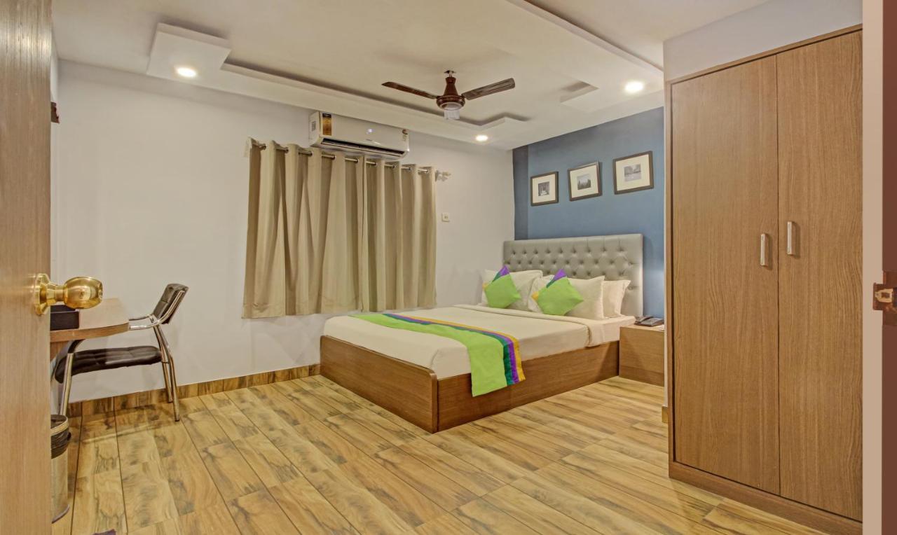 Hotel Royal Crowne Near Kolkata Airport Екстер'єр фото